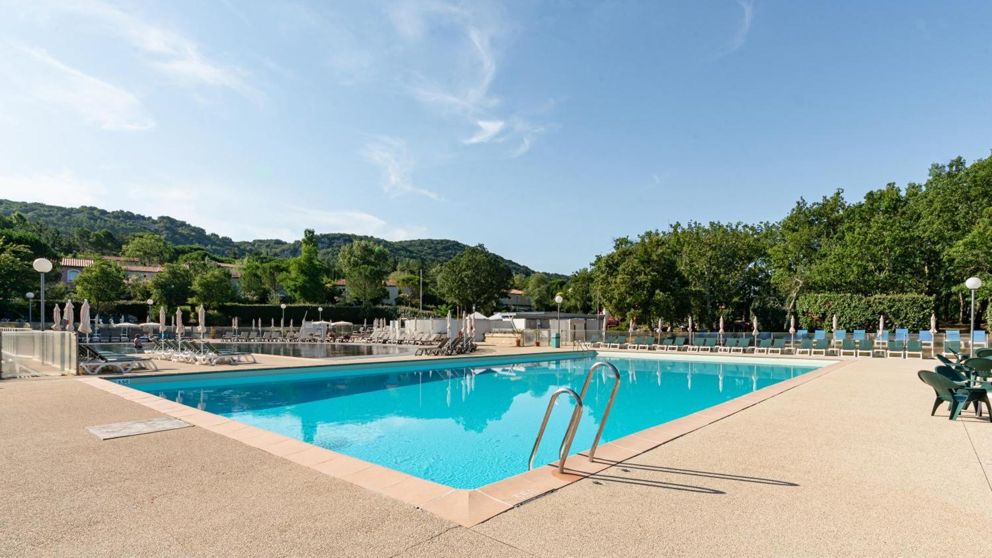 Village Pierre & Vacances Le Rouret Гроп'єрр Екстер'єр фото
